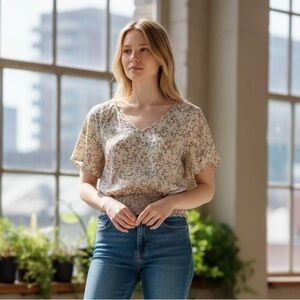 Women's Paper Crane Beige Floral Blouse Short Sleeve S Top Shirt